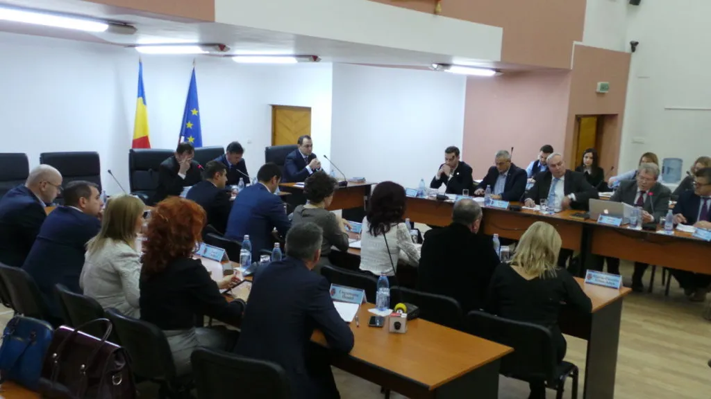 Consilierii PSD Focșani și primarul Misăilă mai dau 100 de mii de lei pentru Protoieria Focșani