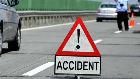 ULTIMA ORĂ Elevă de 16 ani acroșată de un autoturism pe trecerea de pietoni de la Haret