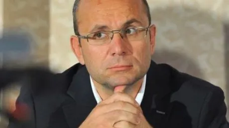 Cozmin Guşă: Există o lipsă totală de încredere a românilor în vechii politicieni