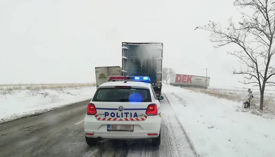 ULTIMA ORĂ: 22 de localități din Vrancea, fără curent din cauza zăpezii