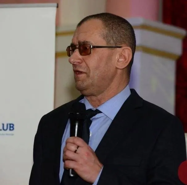 ULTIMA ORĂ   Consilierul PSD Adrian Atarcicov este noul director al Casei Corpului Didactic