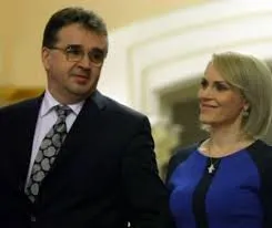 ULTIMA ORĂ Gabriela Firea a ieșit plângând de la CEx-ul PSD după ce Oprișan a numit-o "manevristă securistă"