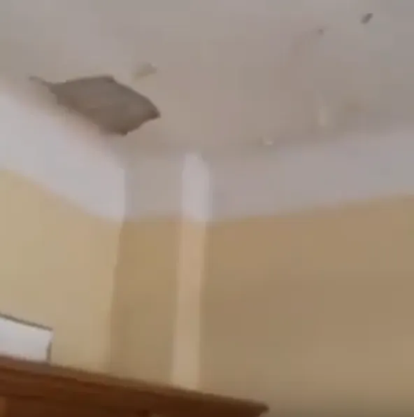 VIDEO Lucrările de reabilitare a străzilor din Focșani le dărâmă casele focșănenilor