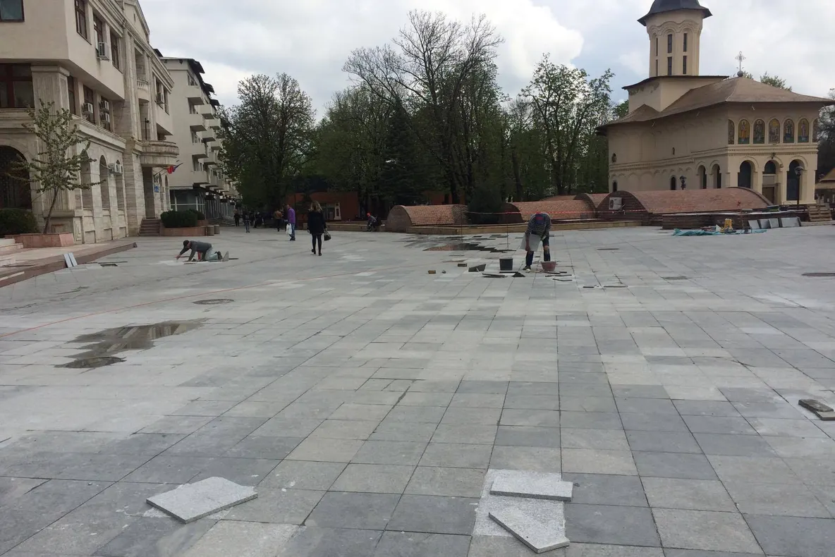 Piața Unirii din Focșani, o vacă de muls bani publici, constant, la 9 ani de la reabilitarea cu fonduri europene
