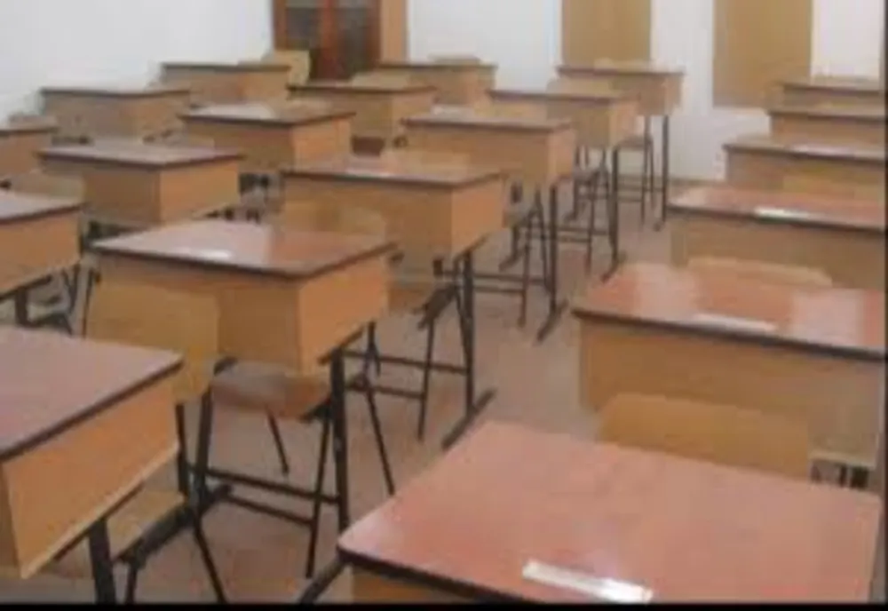 E OFICIAL Școlile și grădinițele vor fi închise în perioada 11-22 martie cu posibilitatea de prelungire