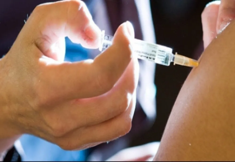 Vaccinarea pentru persoanele nedeplasabile din Focșani - cum și unde vă programați