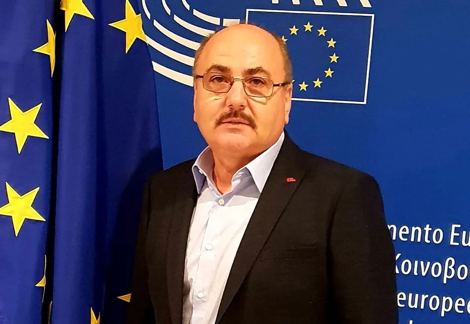 După modelul Ciugud - primarul din Cârligele, executat din PSD Vrancea. Halici îl acuză de trădare și blat cu PNL