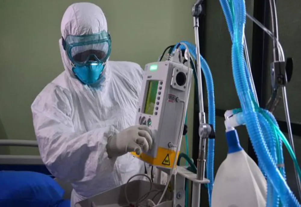 Anglia, Franța, Grecia, Spania - pe lista roșie de risc epidemiologic, începând de astăzi