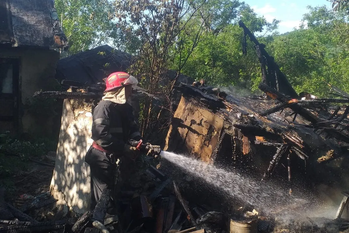 Femeie carbonizată într-un incendiu la Năruja