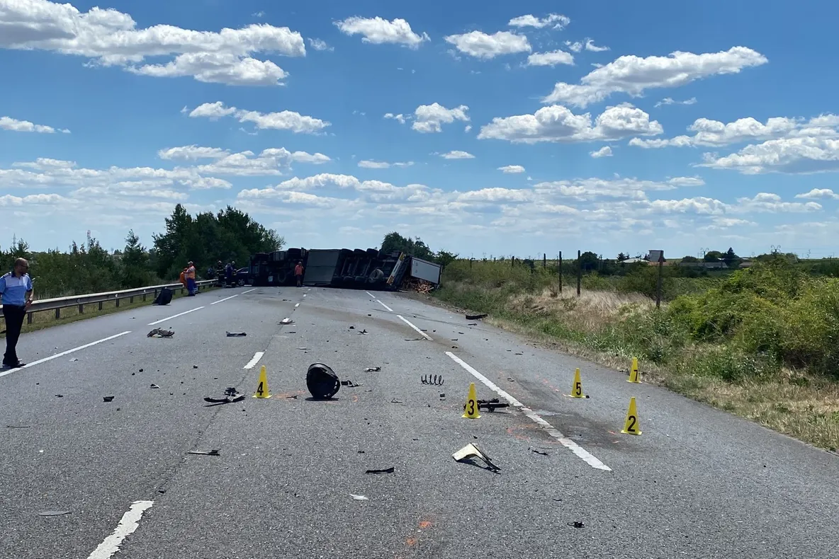 ULTIM ORĂ Trafic blocat pe E85, la Mărășești, în urma unui accident
