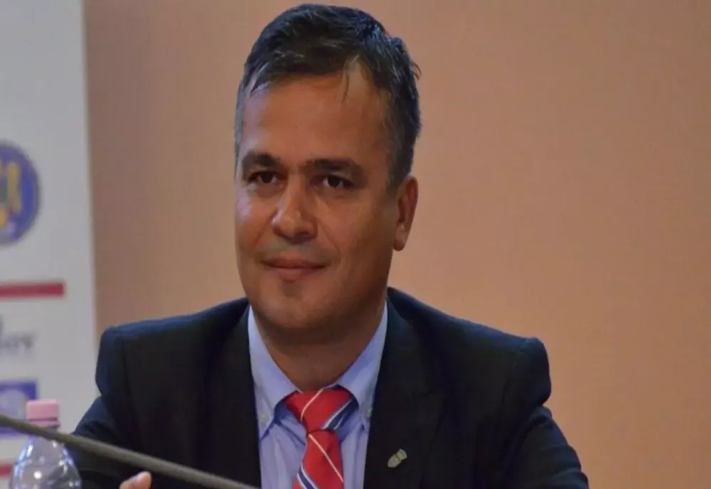DOUĂ STADIOANE ȘI UN PATINOAR, AȘTEPTATE DE OAMENI, PRIMESC FINANȚARE. ANUNȚUL VINE DE LA MINISTRUL ADRIAN VEȘTEA, PNL