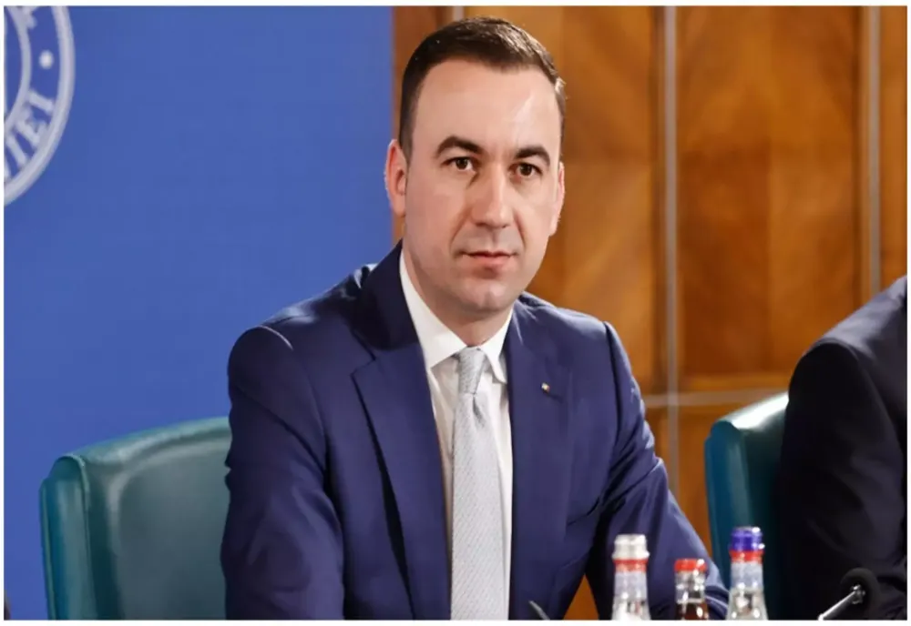 Carburanții nu se scumpesc înainte de sărbători, spune ministrul Energiei. Ce se întâmplă cu facturile românilor