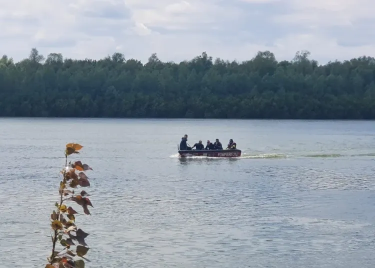 Alertă în Topalu! Intervenție de urgență după ce o persoană ar fi dispărut în lac
