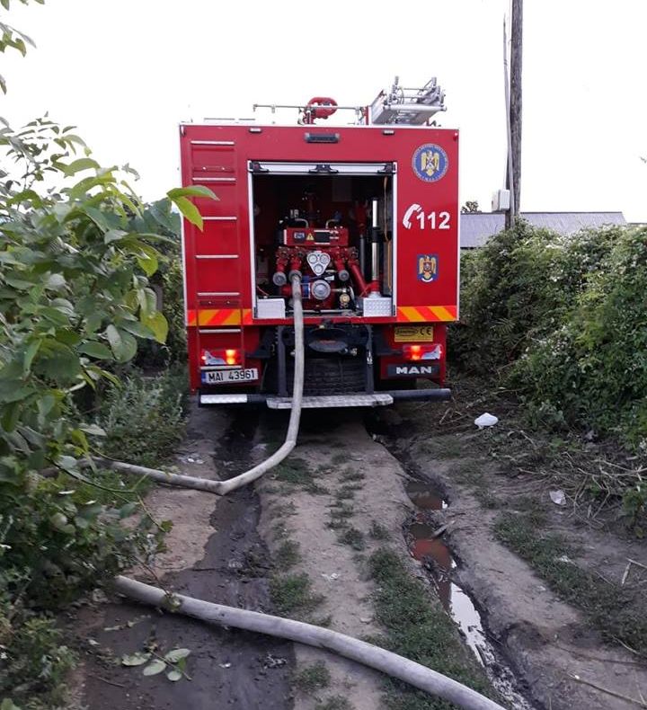 ULTIMA ORĂ  Arde o miriște la Mândrești