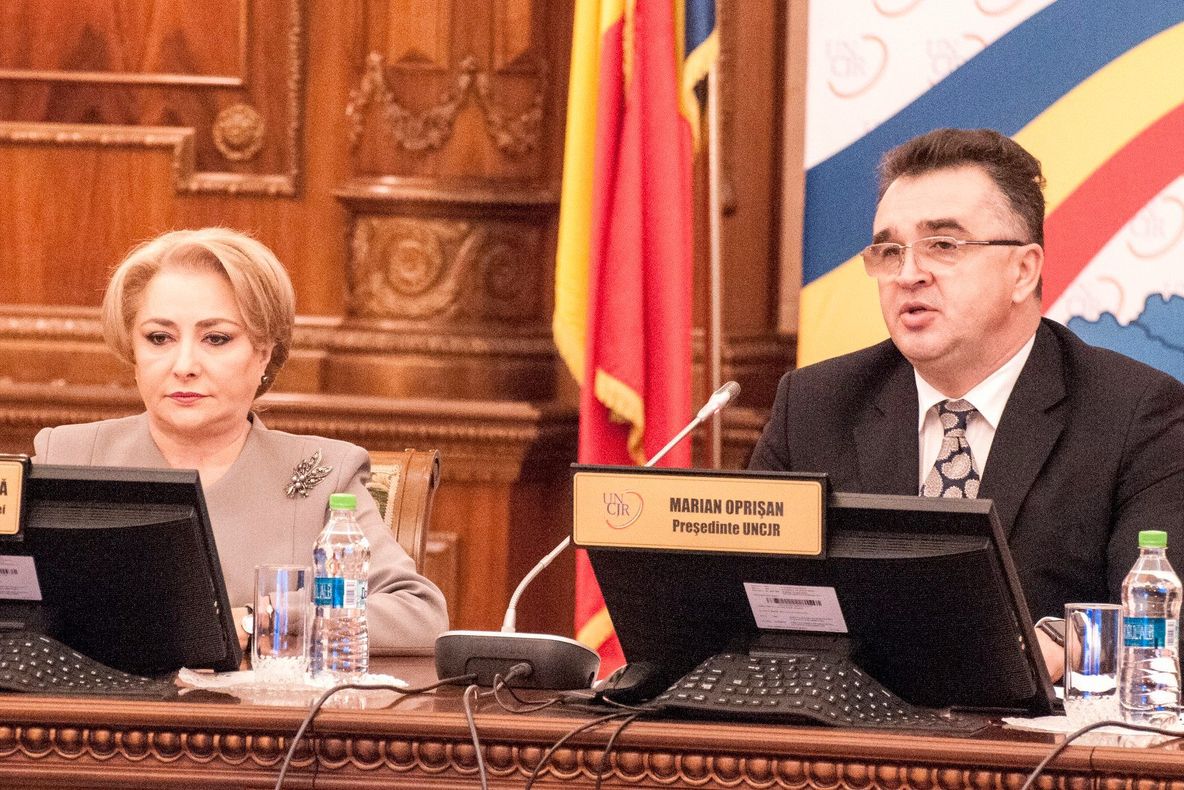 Oprișan spune că PNL și USR din Vrancea au cărat oameni la mitingul Diaspora, cu autocarele