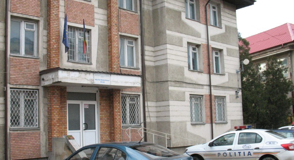 Minor din Adjud, cercetat pentru că ar fi violat un copil