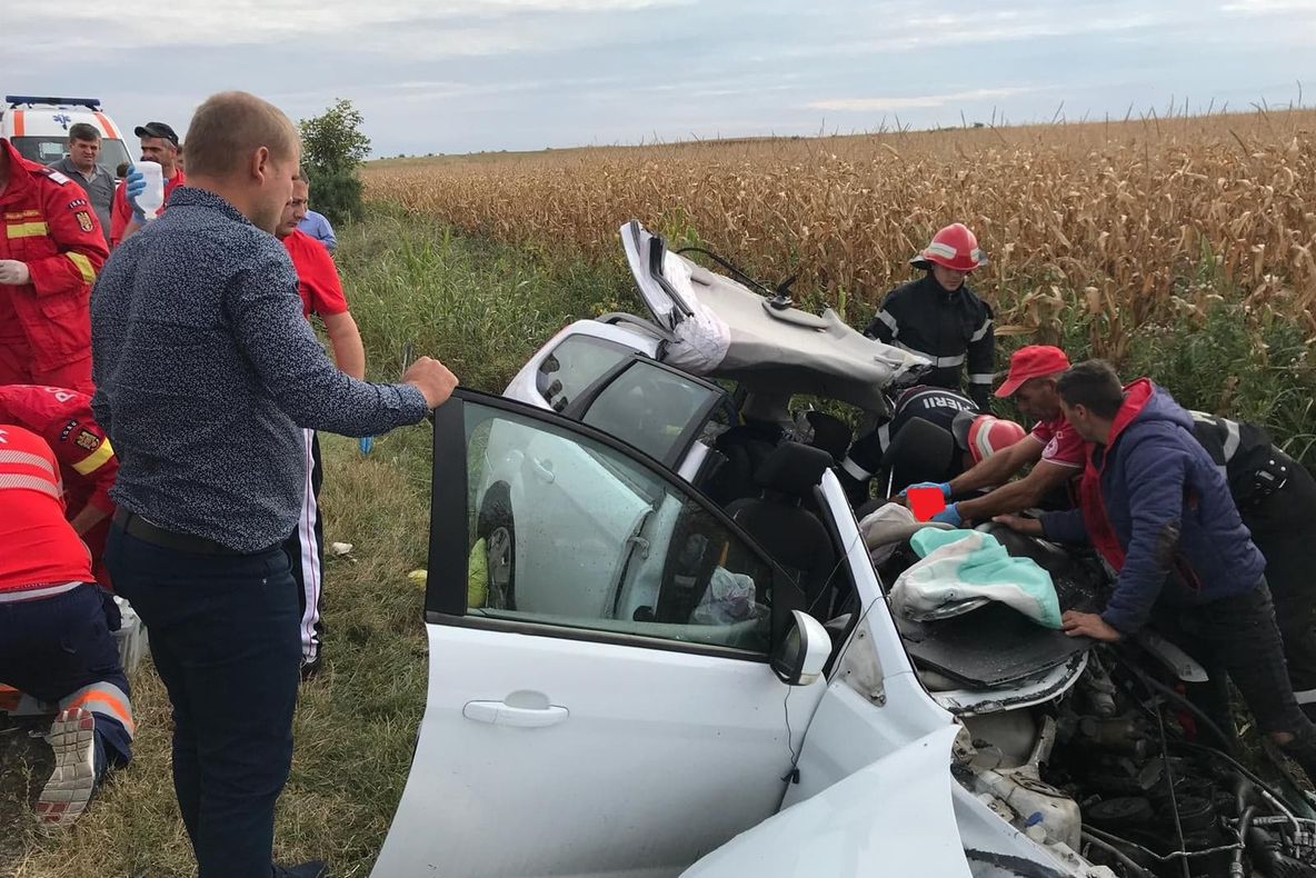 VIDEO CU PUTERNIC IMPACT EMOȚIONAL - Accidentul de ieri, de pe E85, surprins de o cameră montată la bordul unei mașini