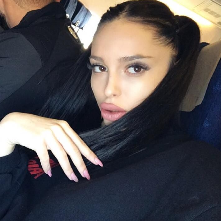 Fata primarului din Odobești, Ramona Nicolaș, prinsă drogată la volan, în București