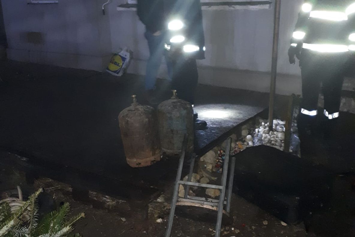 FOTO   Incendiu la o gospodărie din Bordești