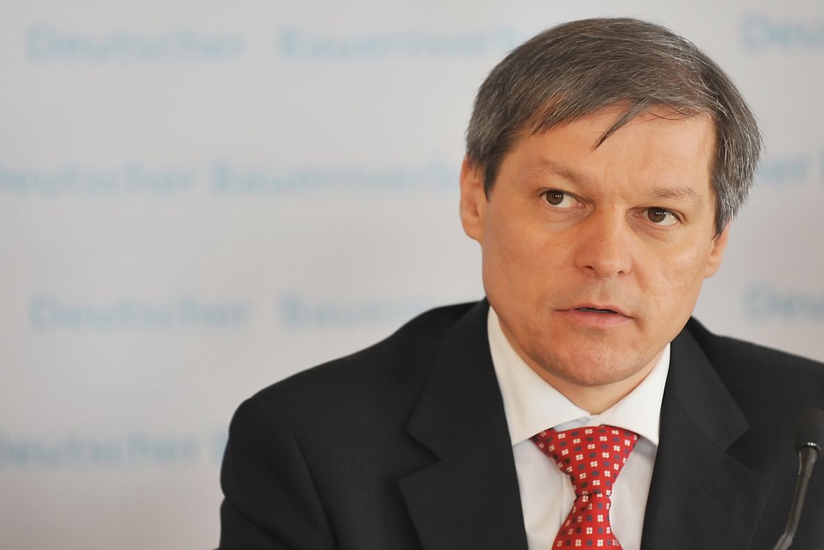 Președintele PLUS, Dacian Cioloș vine, marți, la Focșani