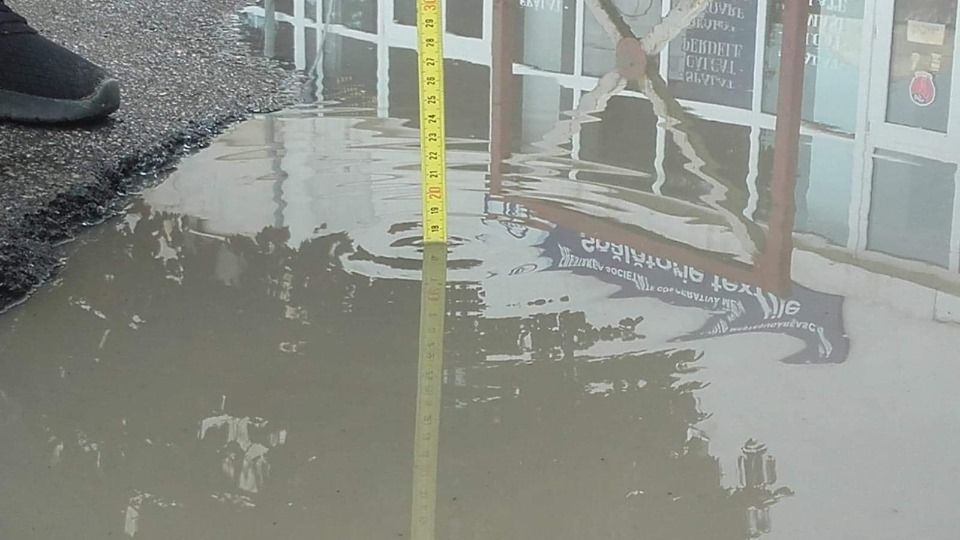 Gropi de 17 centimetri adâncime, în buricul Focșaniului - Piața Moldovei