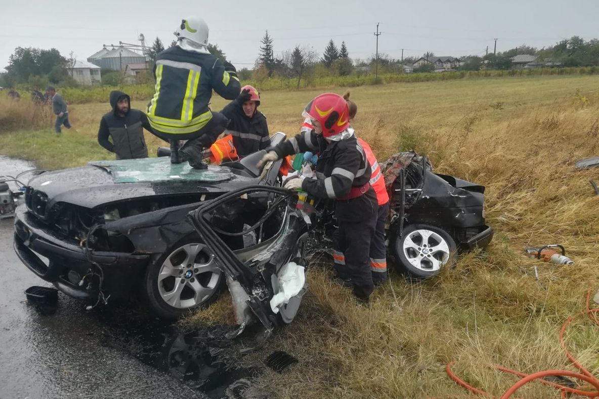 VIDEO Bărbatul accidentat dimineață, de un microbuz, a murit
