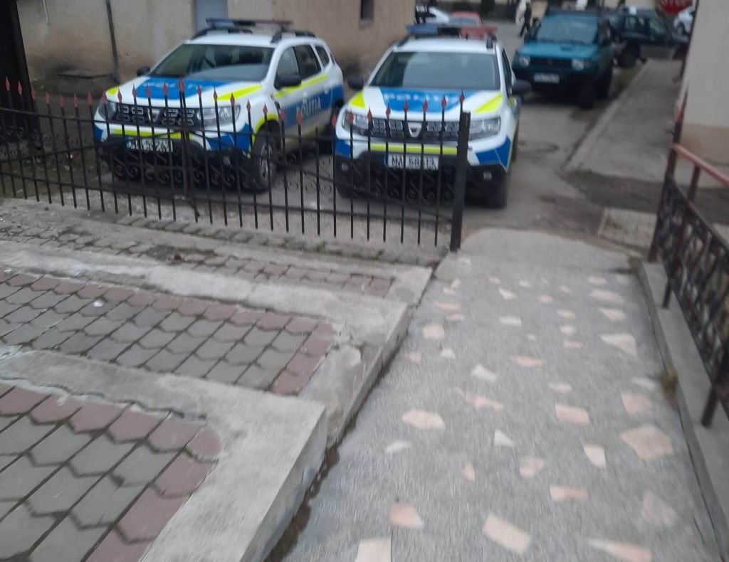 Percheziții la Ocolul Silvic Tulnici