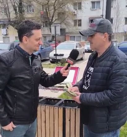 1 leu pentru Ilie, de la focșăneanul Costel. Metodă inedită de protest.