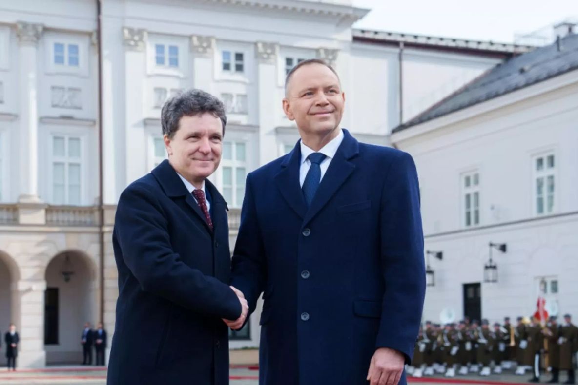 Nicușor Dan și omologul său polonez, Karol Nawrocki, vor coprezida Summitul B9 la Palatul Cotroceni