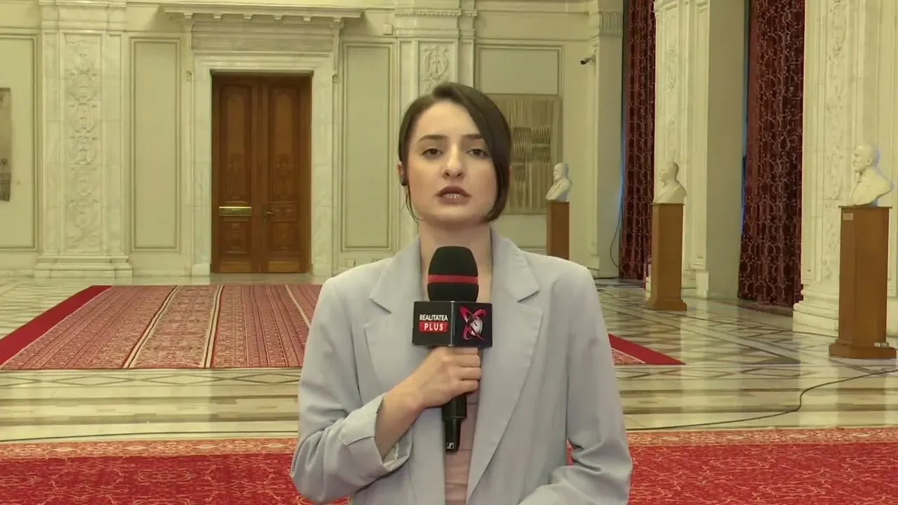 Două săptămâni de pauză în negocierile pentru noul Guvern. Se discută din nou o coaliție fără USR