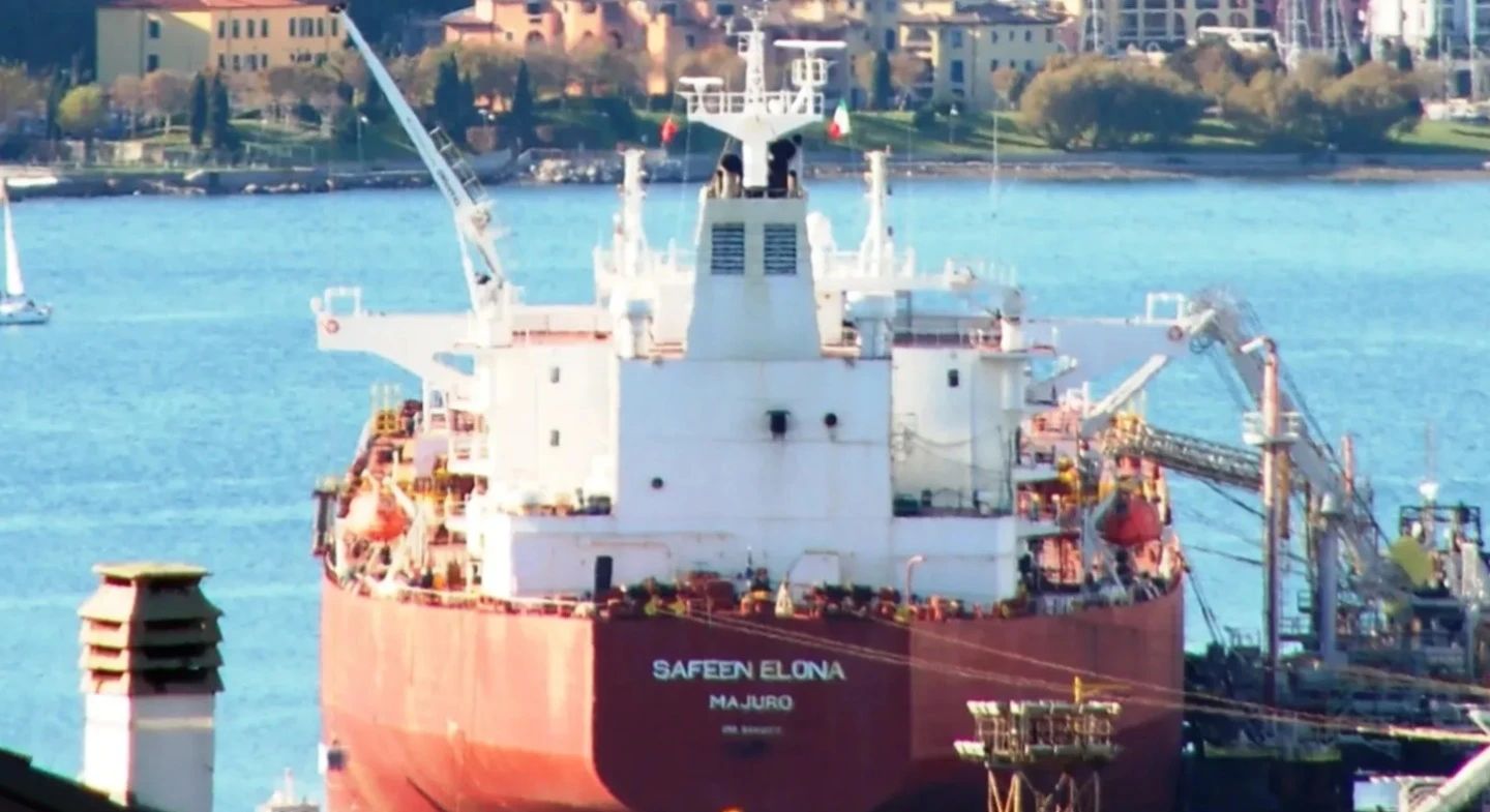 Ținta dronei care a explodat la Constanța, o navă "fantomă" rusească aflată în port - PRESA