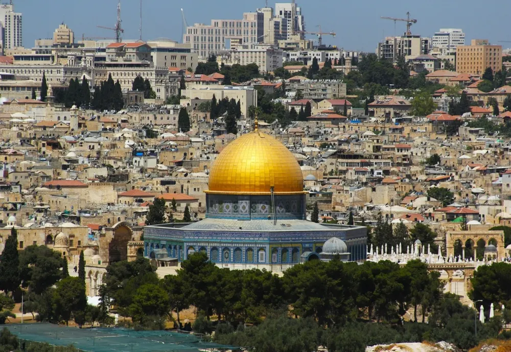 Atac armat la Ierusalim. Doi militari sunt grav răniți după ce au fost înjunghiați de un palestinain de 16 ani