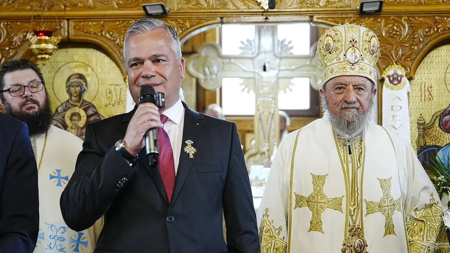 Adrian Veștea, premierul desemnat