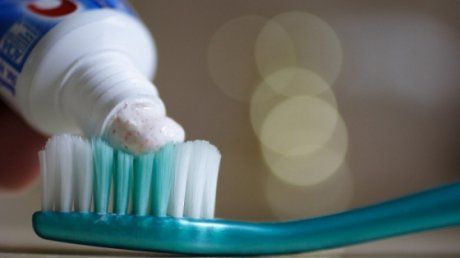 s560x316_pasta_de_dinti_41097700