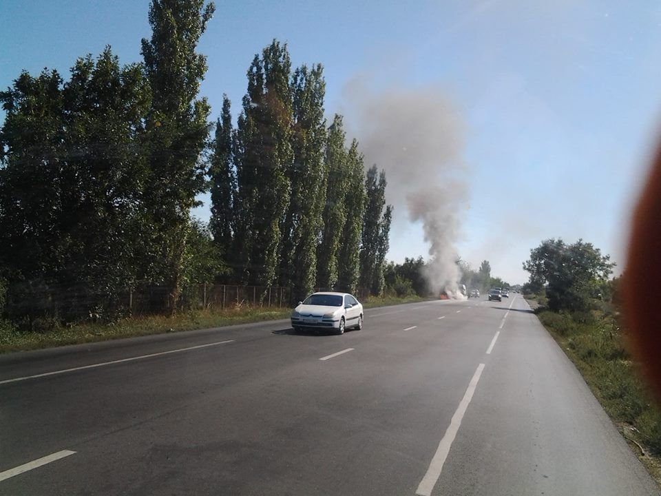 camion incendiu