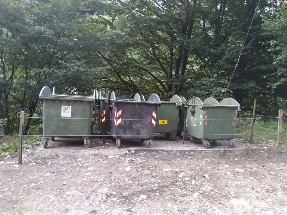 tomberoane gard electric