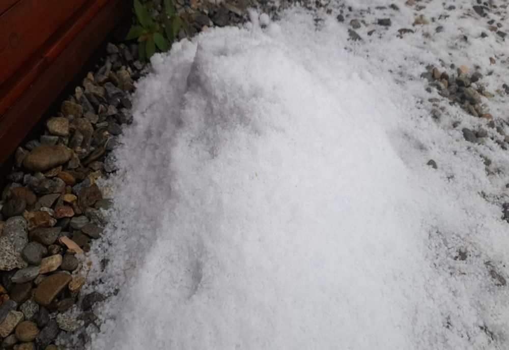 Furtună cu gheață pe cea mai înaltă șosea din România