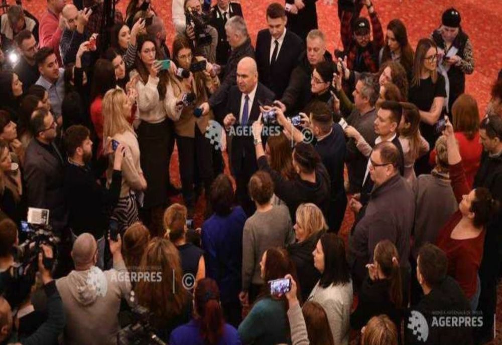 PROTEST SPONTAN AL ANGAJAȚILOR SENATULUI ROMÂNIEI