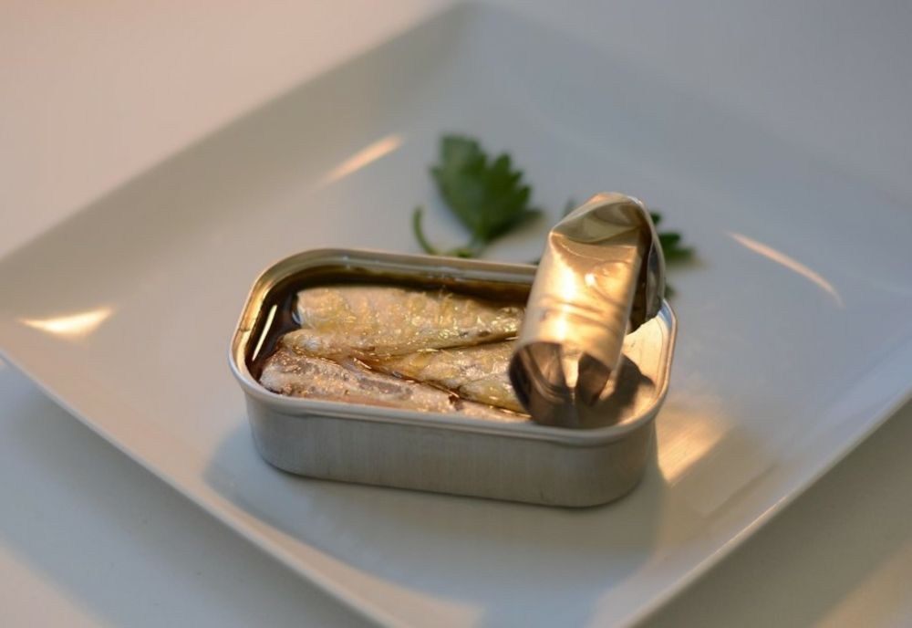 Două femei din Vrancea, internate în stare gravă cu diagnosticul de botulism