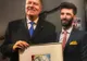 FOCȘĂNENI CU CARE NE MÂNDRIM: pictura lui Daniel Zlota, dăruită președintelui Iohannis, a intrat în Patrimoniul Național