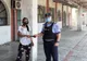 Și-a pierdut portofelul plin cu bani și documente, dar l-a găsit la un polițist