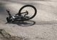 Biciclistă acroșată pe o stradă în Focșani