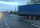 VIDEO Accident grav la Garoafa, cu un tir și două autoturisme. 4 persoane rănite, dintre care două minore
